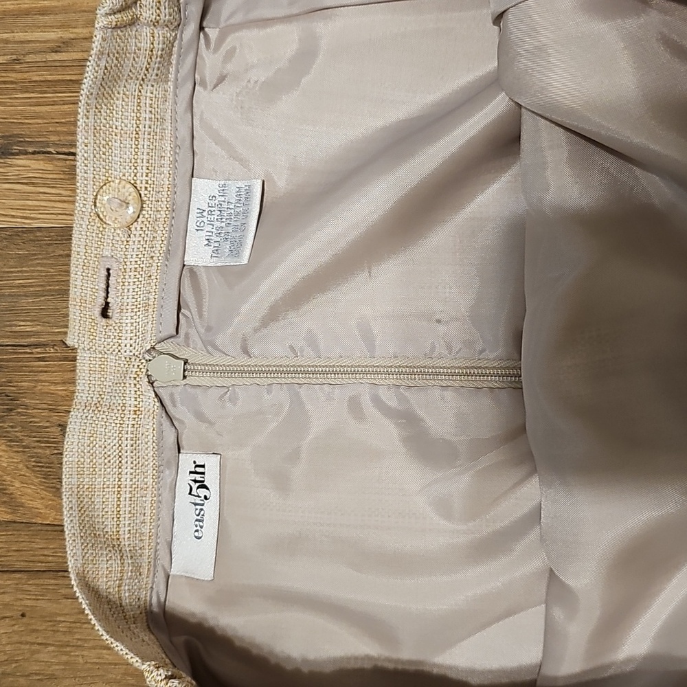 East 5th Blazer and Skirt Set Beige Size 16W - Picture 7 of 10